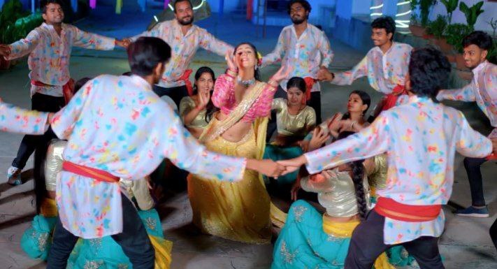 'Hans Ke Karejava Kaadh Lela' Bhojpuri Song: