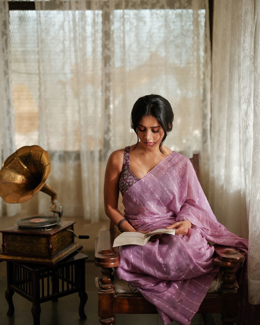 Nabha Natesh beauty show