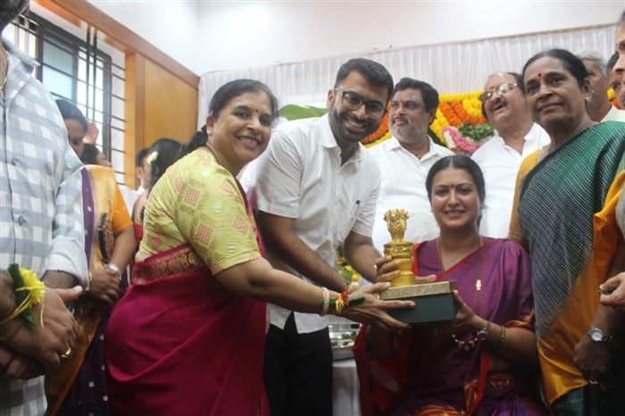 Davanagere MP Dr Prabha Mallikarjun Office Inauguration