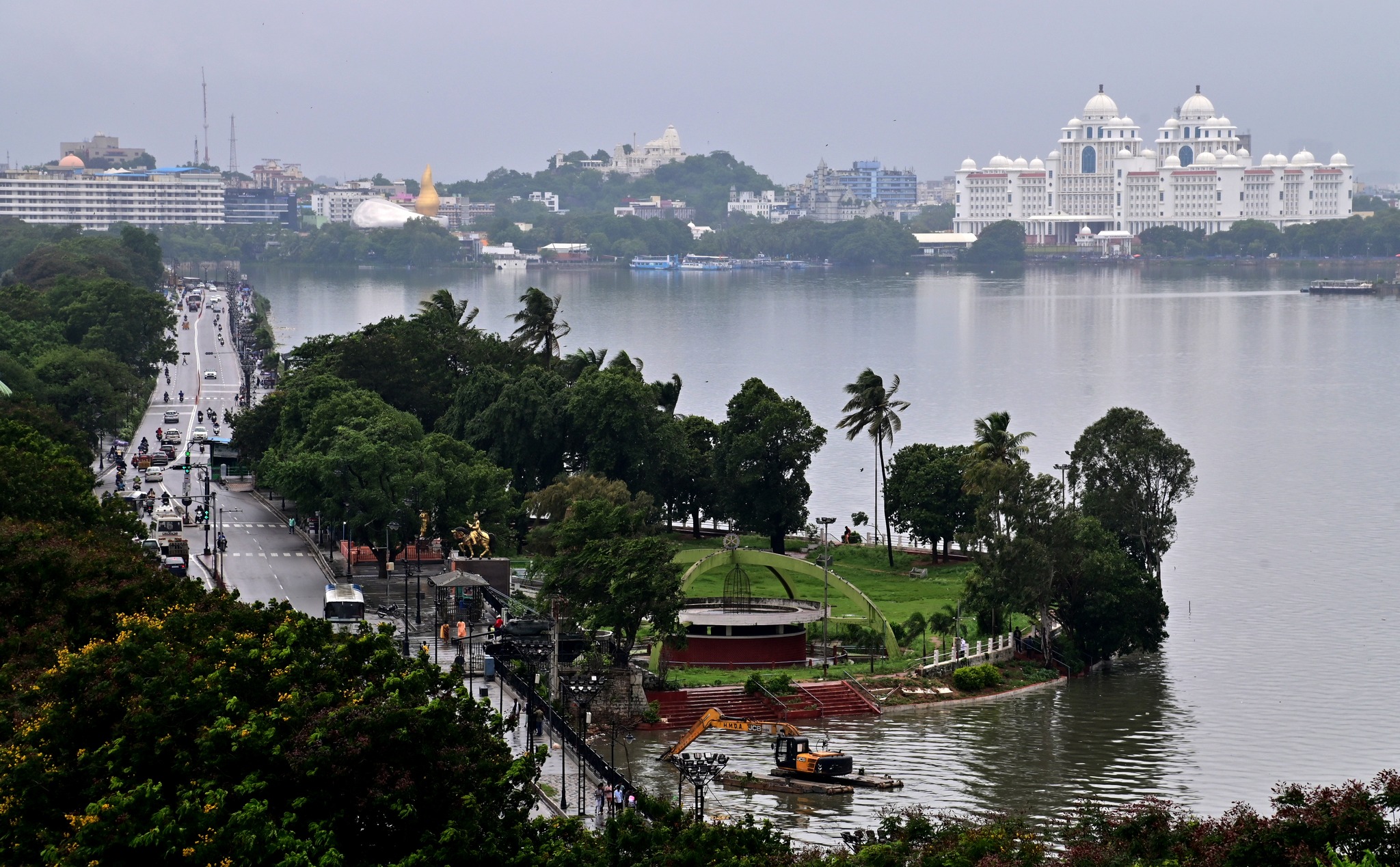 Top Tourist Places in Hyderabad