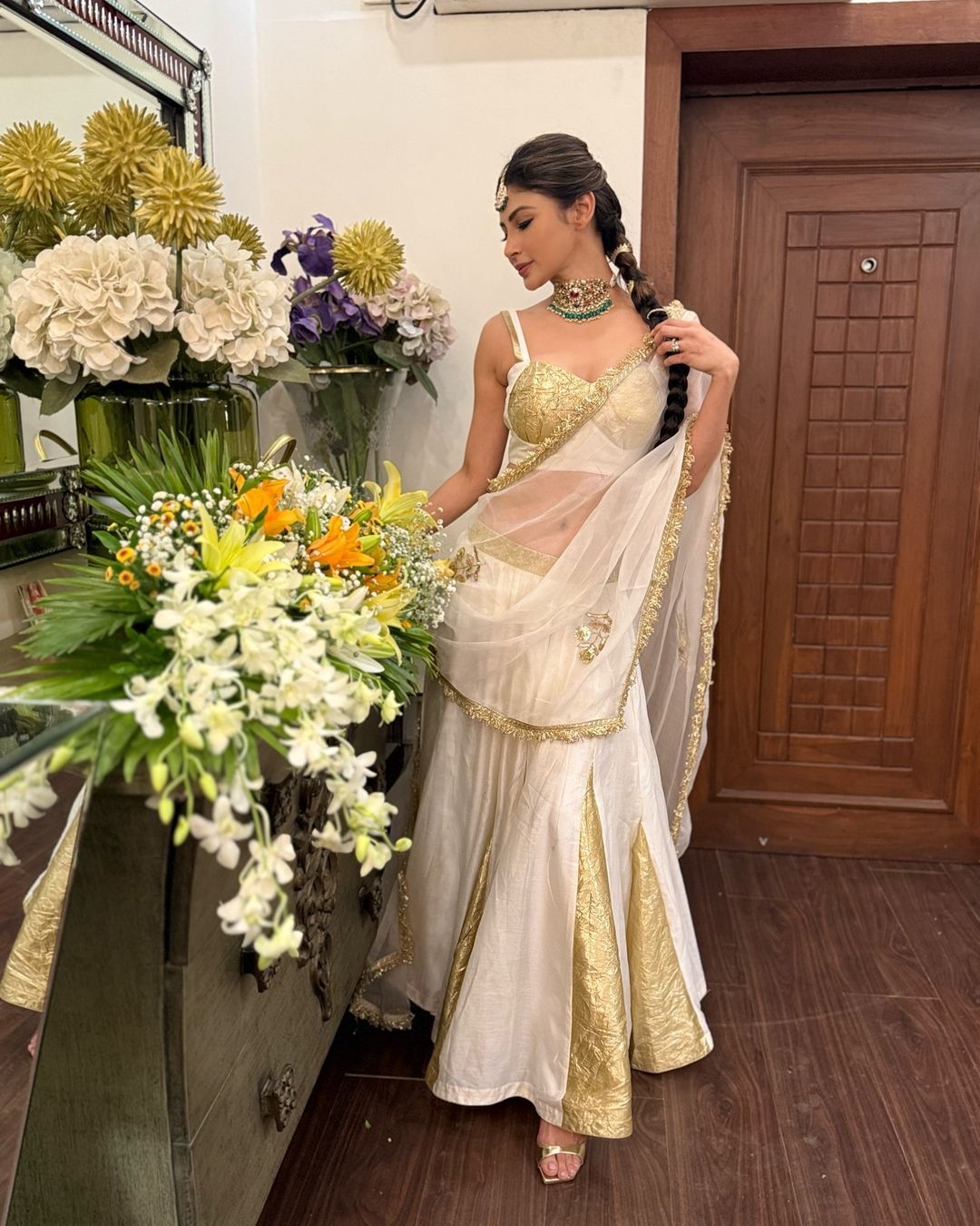 mouni roy