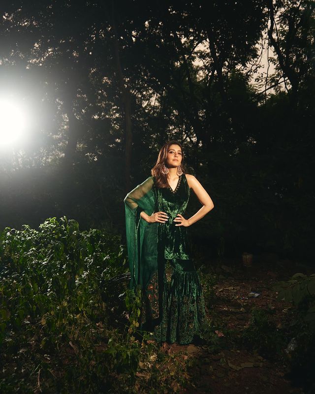 raashi khanna stylish ethnic looks