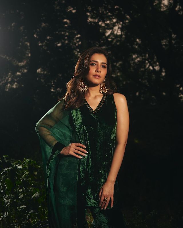 raashi khanna fashion