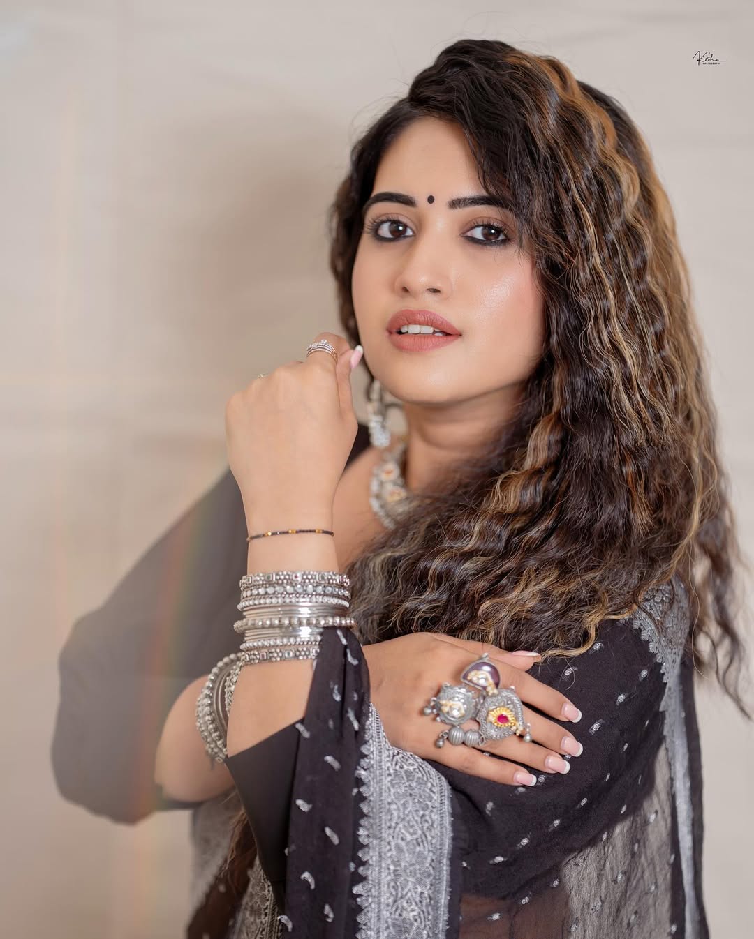 Sravanthi Chokkarapu latest stills