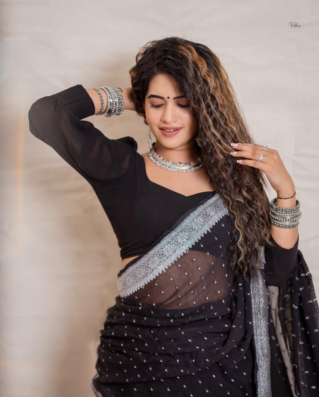 Sravanthi Chokkarapu latest stills