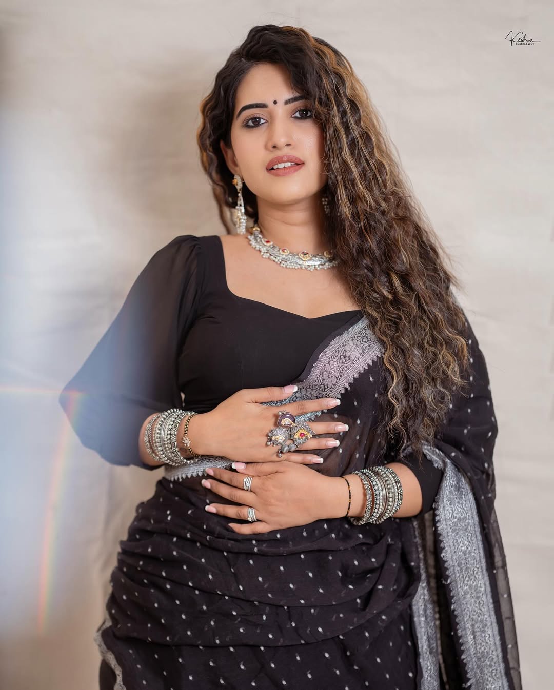 Sravanthi Chokkarapu latest stills