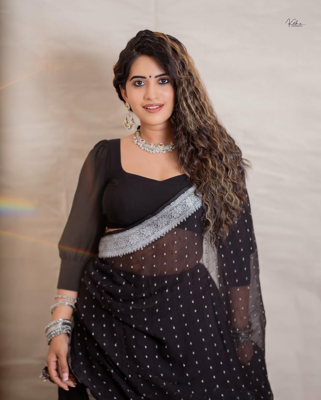 Sravanthi Chokkarapu latest stills