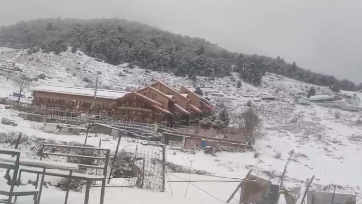 uttarakhand weather photos Snowfall chamoli hills toursist
