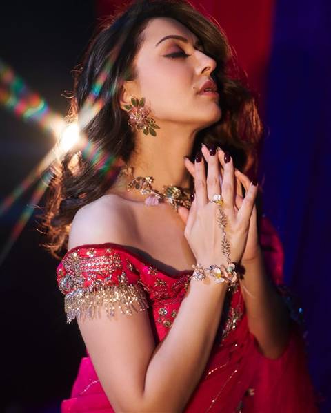 hansika motwani