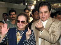 saira banu dilip kumar age gap
