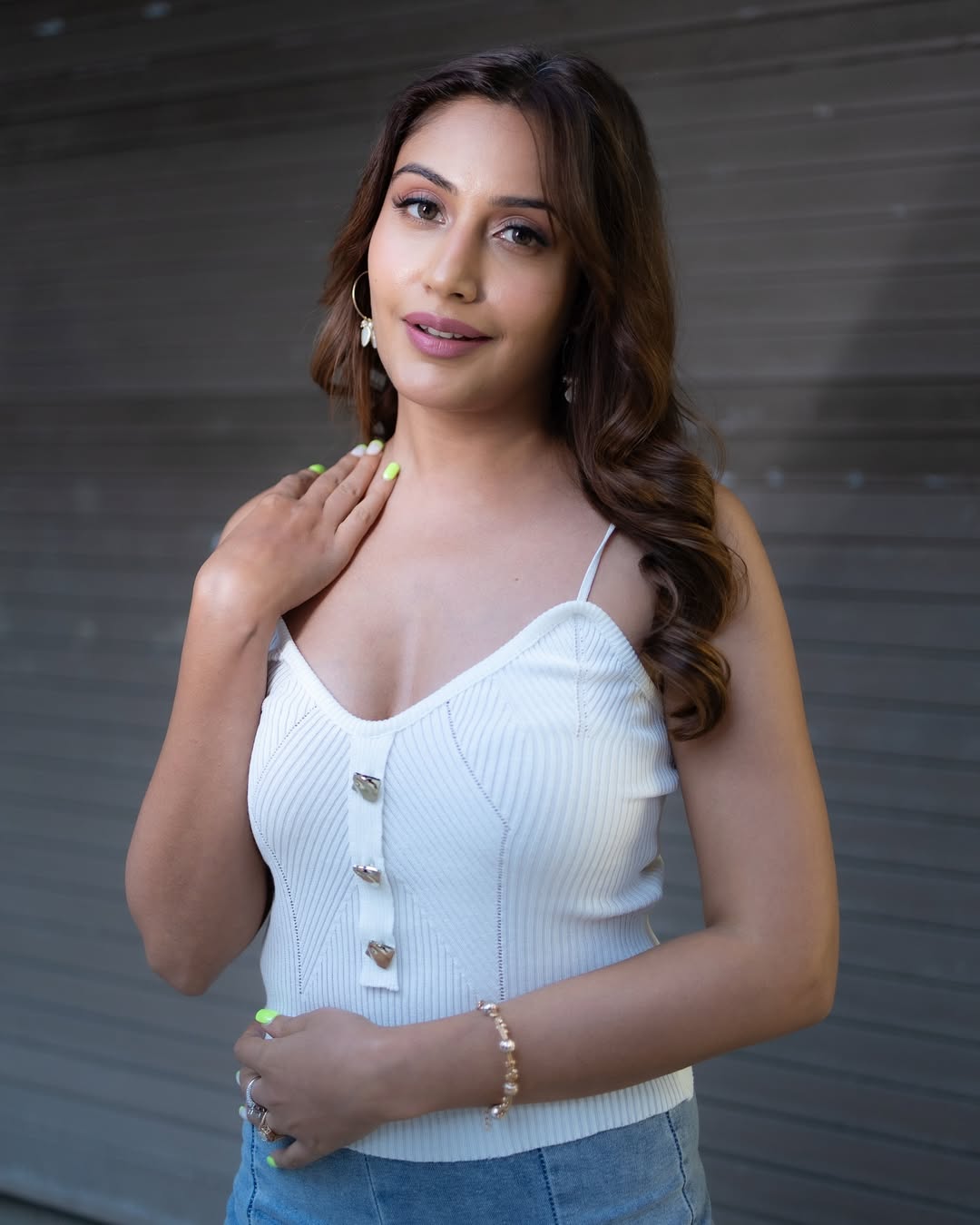 surbhi Chandna Instagram photoshoot