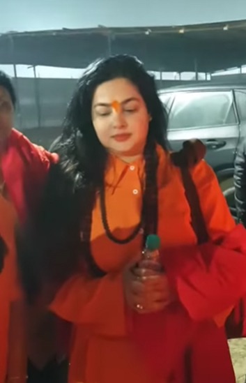 mamta kulkarni viral photos