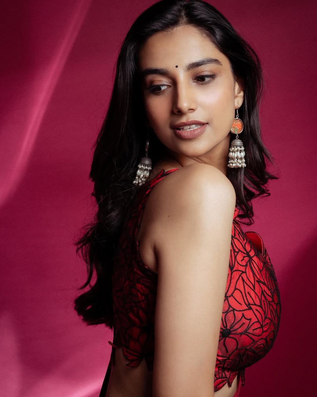 meenaakshi chaudhary