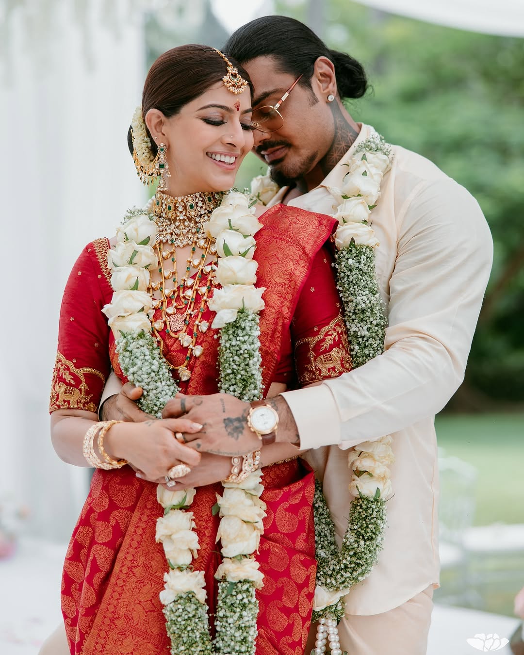 Varalakshmi Sarathkumar love marriage