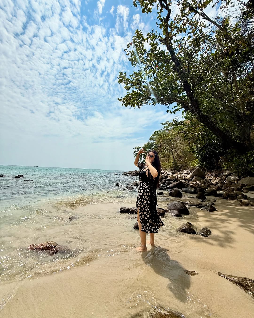 Sreemukhi stunning looks