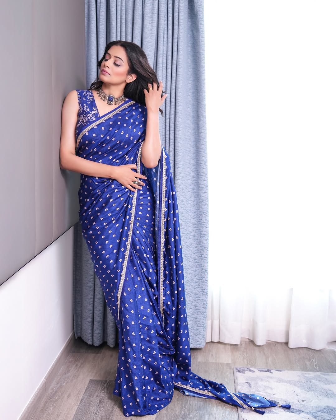 ஸ்டன்னிங் லுக்கில் 'ஜன நாயகன்' பட நடிகை.. லைக்குகளை குவிக்கும் ...