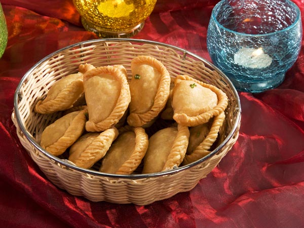 Holi traditional dishes