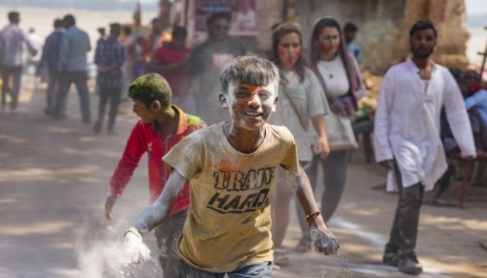 Holi 2025 News