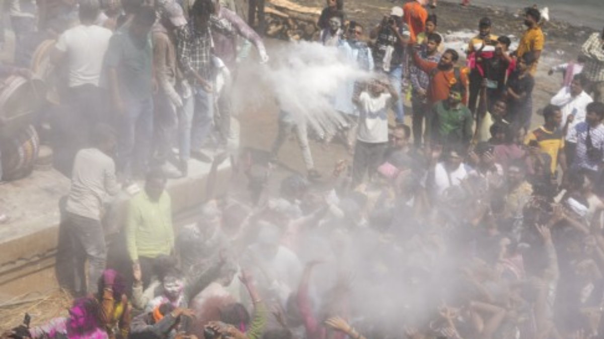 holi in kashi