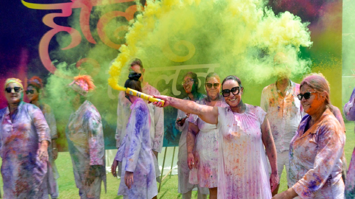 Holi skin & Hair care Tips