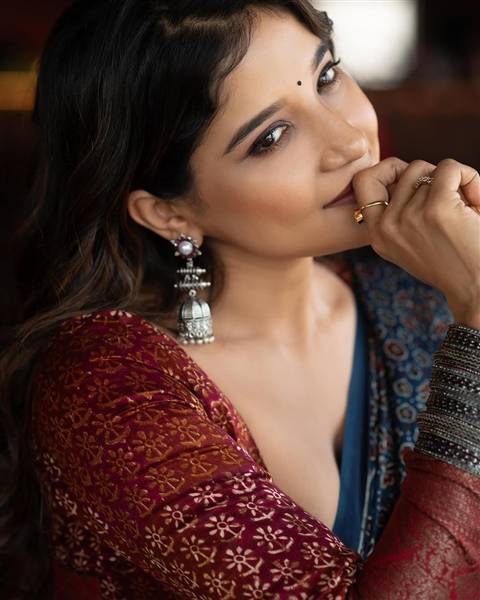 sakshi agarwal