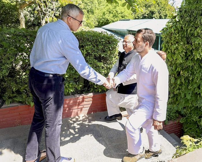 Pahalgam Terror Attack: Rahul Gandhi Assures Support, Emphasizes Unity.
