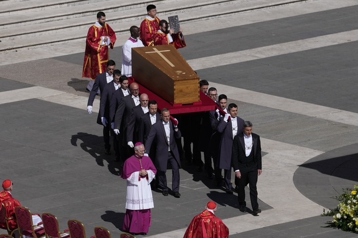 Coffin of Pope Francis Carried Into St. Peter’s Square