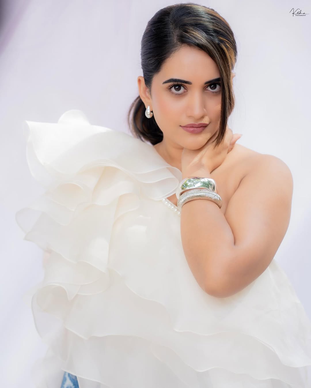 Anchor Sravanthi Chokkarapu Most Cutest Photos