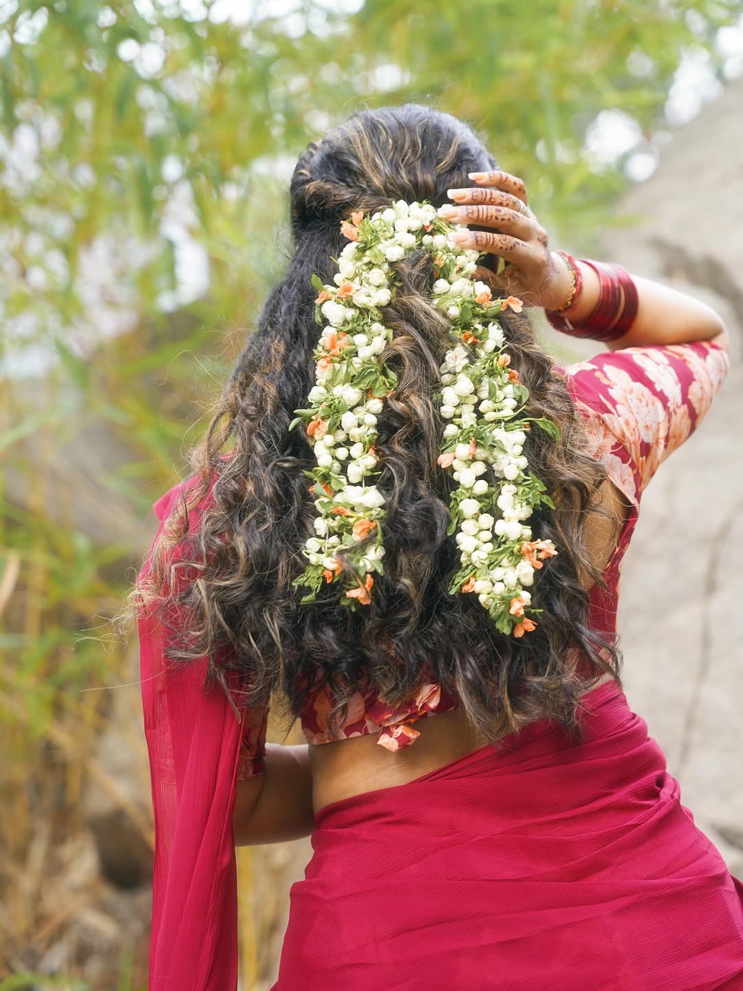 Anchor sravanthi chokarapu