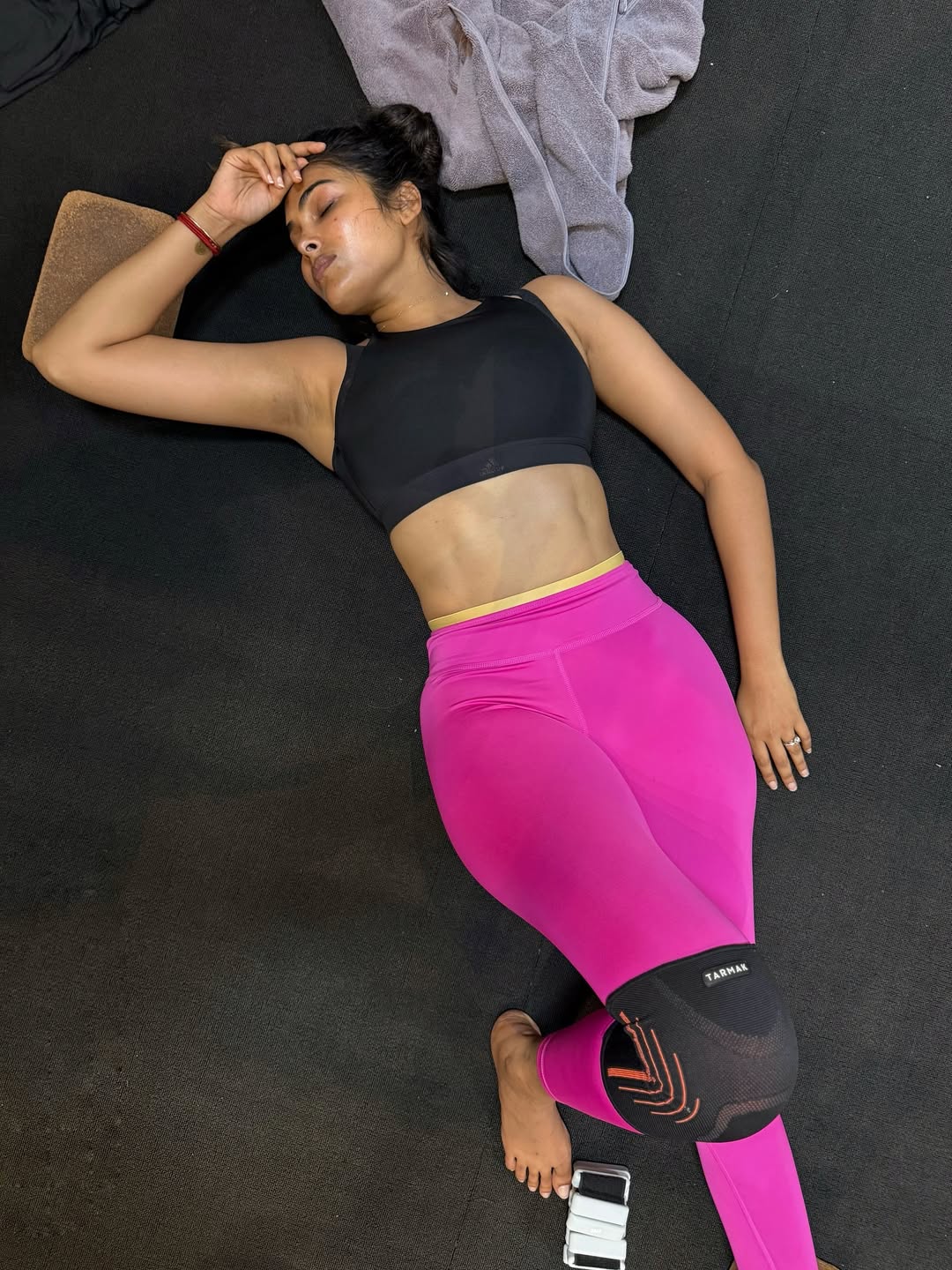 Pushpa actress Divi Vadthya most recent gorgeous photo