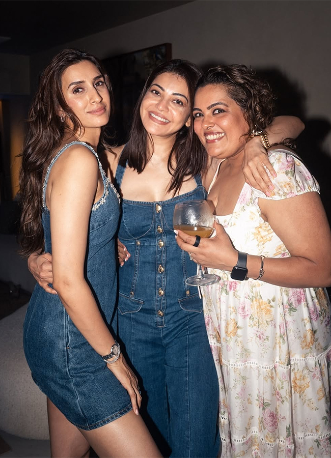 Samantha photos at Bollywood actress Pragya Kapoor's birthday party go viral
