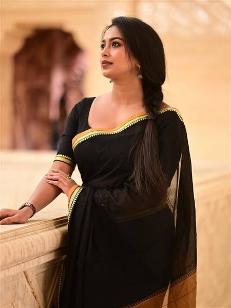 actress swathi konde