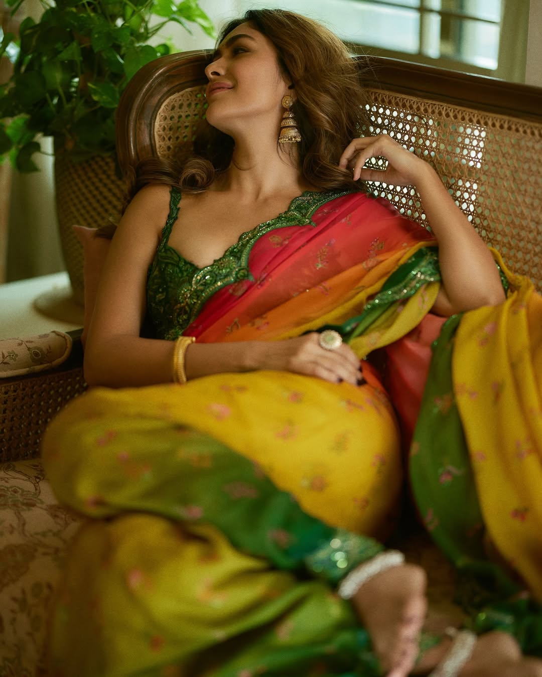 Mrunal Thakur's Beauty: More Than Just Looks, It's Her Innate Charm