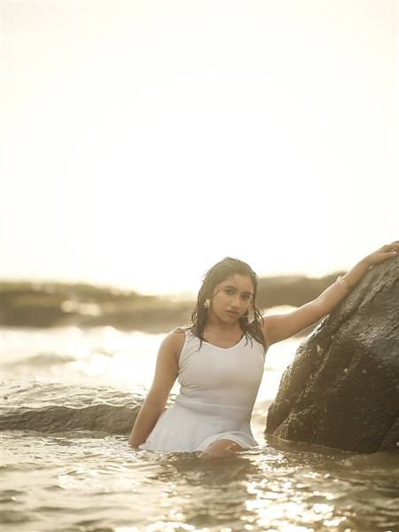 actress raveena daha