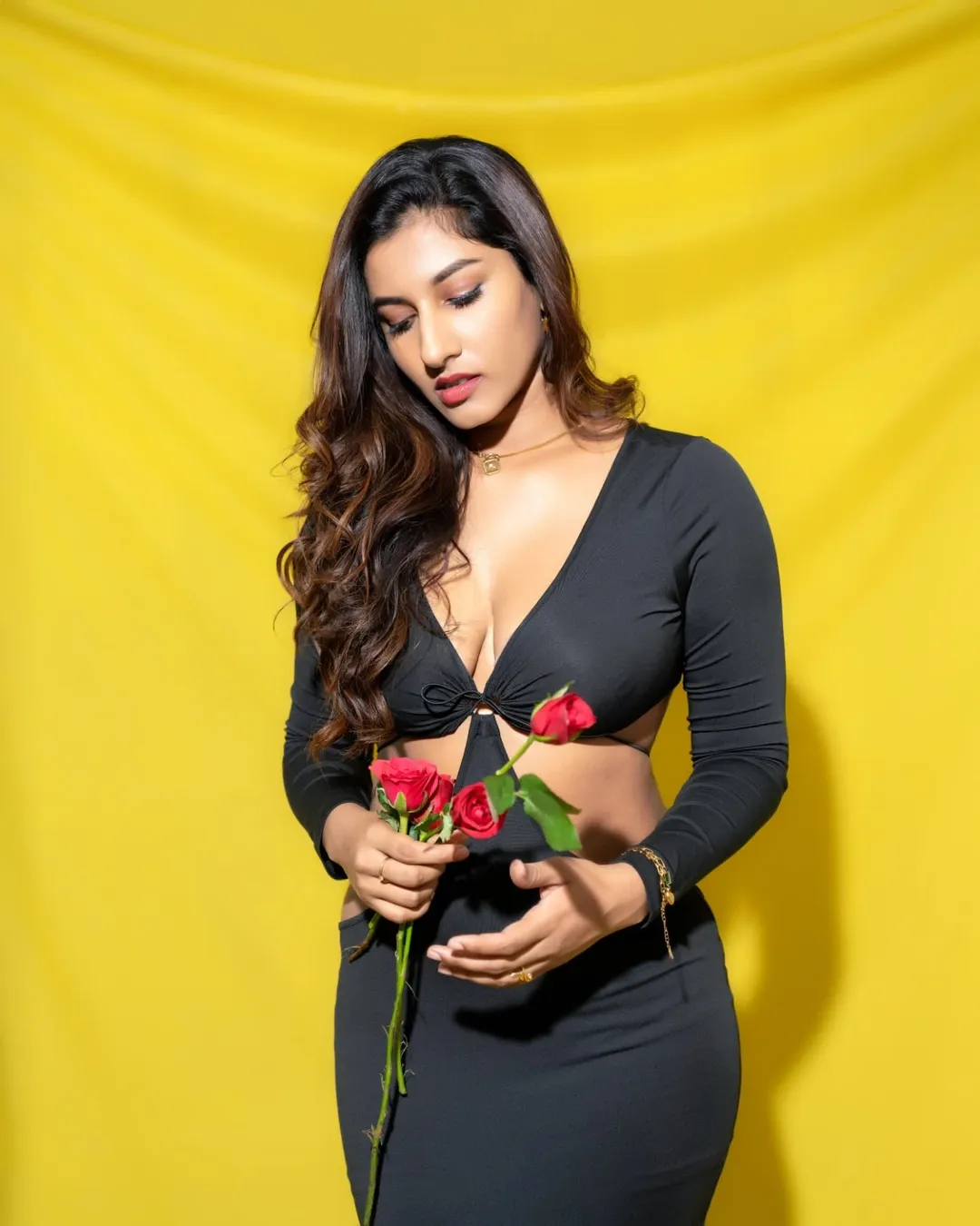 Anchor Vishnu Priya's Bold Photoshoot in Black Dress Goes Viral