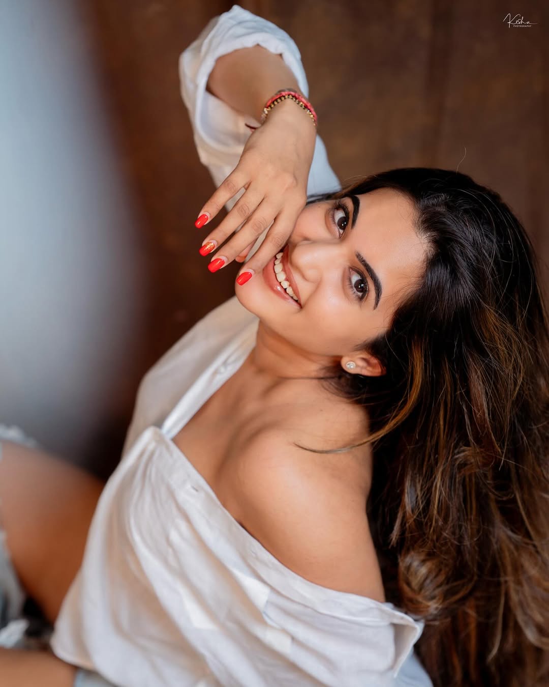 Stunning Snaps of Sravanthi's Latest Look