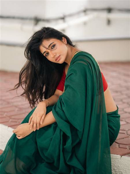 actress mirna menon