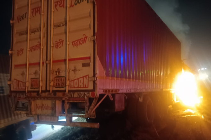 Chitradurga Tragedy Over 11 Passengers Killed as Sleeper Bus Catches Fire on NH-48 Near Hiriyur