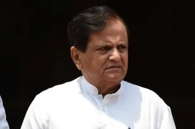 Miraculous Escapes Indian Politicians Photos Who Survived Plane and Helicopter Crashes