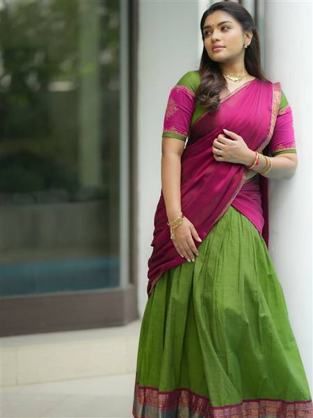 actress shabana