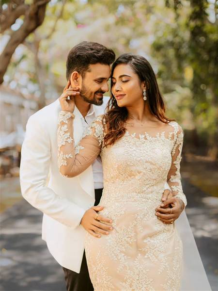 actress myna nandhini