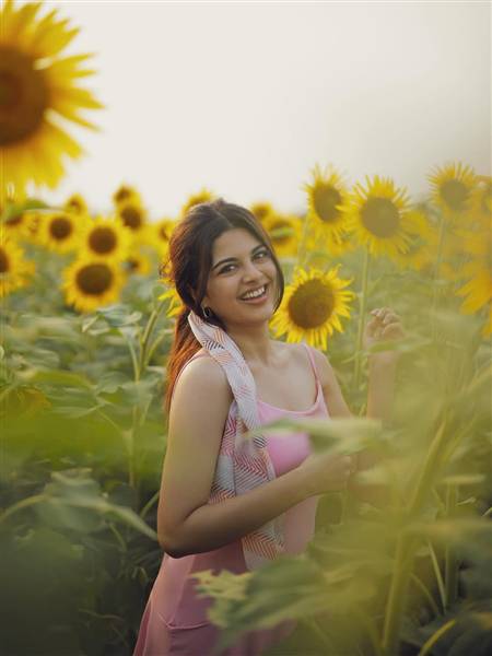 actress sanjana krishnamoorthy