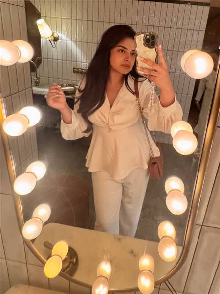 actress siddhi