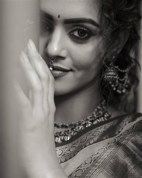 actress swathishta krishnan