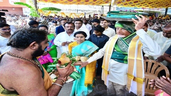 Chandrababu gangamma jatara