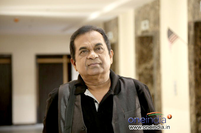இந்தியளவில் அதிக திரைப்படங்கள் நடித்த நடிகர்கள்.. யாரெல்லாம் தெரியுமா ...