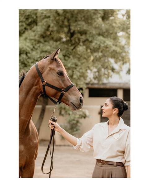 actress regina cassandra