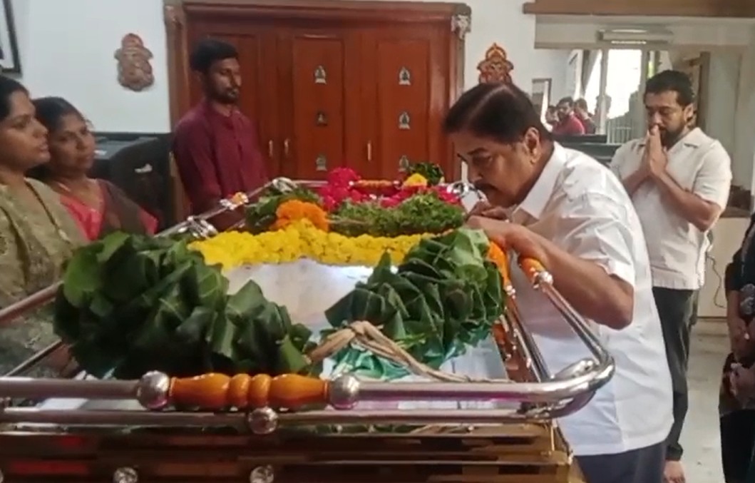 Bharathiraja funeral