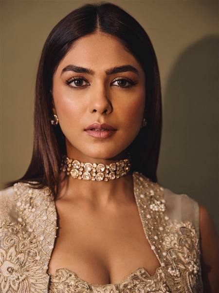 Mrunal Thakur