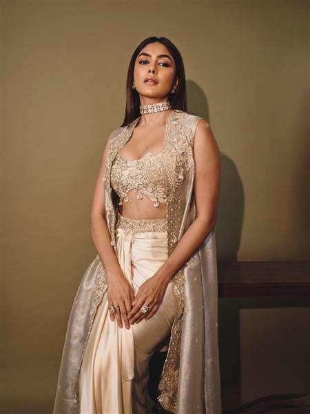 Mrunal Thakur